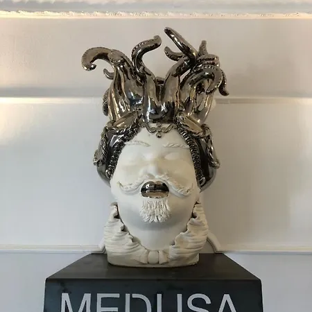 Medusa Al Castello Apartamento